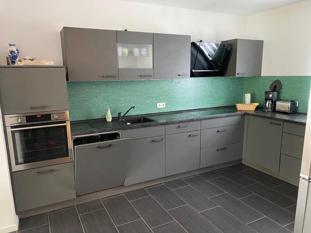 Hafenmeister Ferienwohnung วีคเอาฟ์รือเกน ภายนอก รูปภาพ