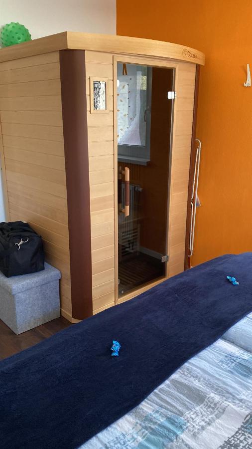 Hafenmeister Ferienwohnung วีคเอาฟ์รือเกน ภายนอก รูปภาพ